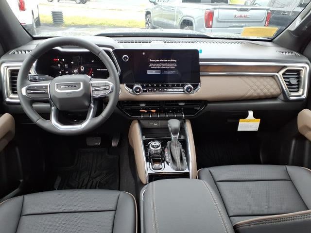 2026 GMC Canyon 4WD Denali Crew Cab with Ventilated/Heated Front Seats, Prograde Trailering, Power Sunroof, Off-Road Suspension, Heated Steering Wheel, and Multistow Tailgate