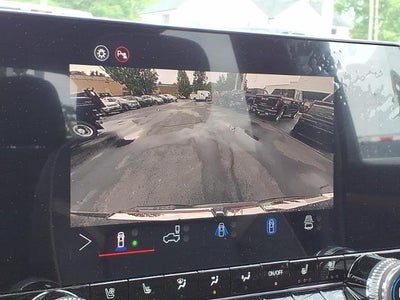 2026 GMC Canyon 4WD Denali Crew Cab with Ventilated/Heated Front Seats, Prograde Trailering, Power Sunroof, Off-Road Suspension, Heated Steering Wheel, and Multistow Tailgate