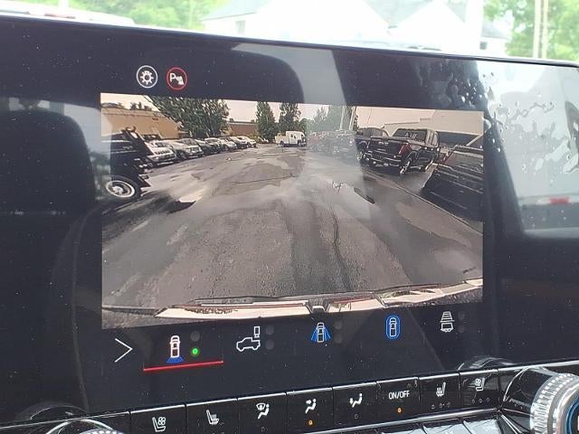 2026 GMC Canyon 4WD Denali Crew Cab with Ventilated/Heated Front Seats, Prograde Trailering, Power Sunroof, Off-Road Suspension, Heated Steering Wheel, and Multistow Tailgate