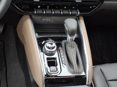 2026 GMC Canyon 4WD Denali Crew Cab with Ventilated/Heated Front Seats, Prograde Trailering, Power Sunroof, Off-Road Suspension, Heated Steering Wheel, and Multistow Tailgate