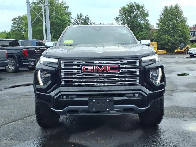 2026 GMC Canyon 4WD Denali Crew Cab with Ventilated/Heated Front Seats, Prograde Trailering, Power Sunroof, Off-Road Suspension, Heated Steering Wheel, and Multistow Tailgate