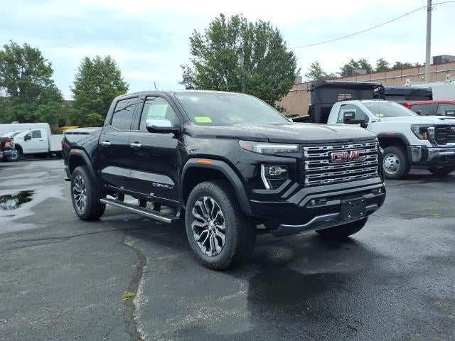 2026 GMC Canyon 4WD Denali Crew Cab with Ventilated/Heated Front Seats, Prograde Trailering, Power Sunroof, Off-Road Suspension, Heated Steering Wheel, and Multistow Tailgate