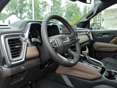 2026 GMC Canyon 4WD Denali Crew Cab with Ventilated/Heated Front Seats, Prograde Trailering, Power Sunroof, Off-Road Suspension, Heated Steering Wheel, and Multistow Tailgate