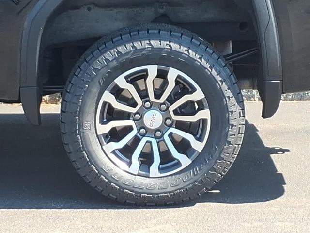2022 GMC Sierra 1500 Limited Crew Cab Short Box 4-Wheel Drive AT4