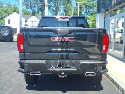 2022 GMC Sierra 1500 Limited Crew Cab Short Box 4-Wheel Drive AT4