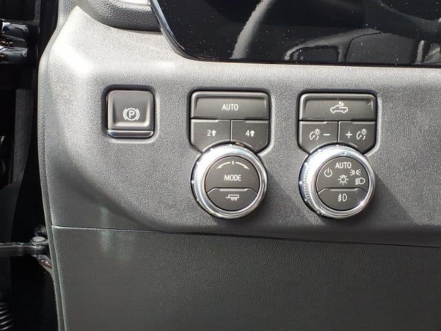 2026 GMC Sierra 1500 4WD Elevation Crew Cab with GMC Pro Safety, Trailering, 13.4" Premium GMC Infotainment with Google Built-In, Theft Deterrent, Heated Front Seats, and 10-Way Power Driver Seat
