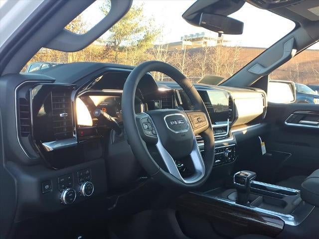 2026 GMC Sierra 1500 4WD Elevation Crew Cab with Elevation Premium, Black Assist Steps, X31 Off-Road, Trailering, Power Sunroof, 13.4" Premium GMC Infotainment with Google Built in, Bose Premium, Sierra Safety Plus and GMC Pro Safety