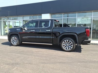 2023 GMC Sierra 1500 4WD Denali Crew Cab with Super Cruise, Denali Reserve, Power Sunroof, MultiPro Tailgate, and GMC Pro Safety 18,238 Miles