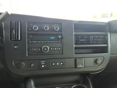 2024 Chevrolet Express Cutaway 3500 RWD 3500 Van with 12' Box 4,407 Miles