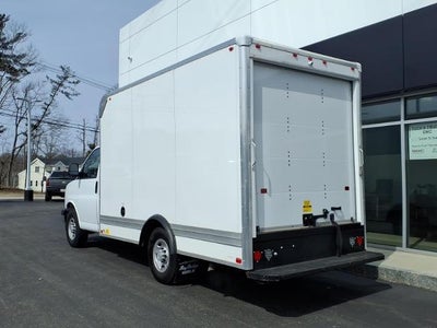 2024 Chevrolet Express Cutaway 3500 RWD 3500 Van with 12' Box 4,407 Miles
