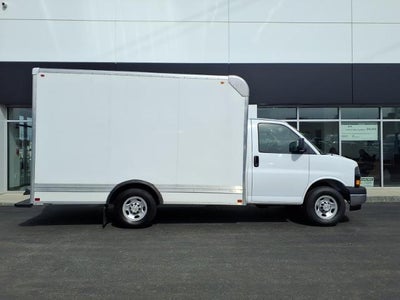 2024 Chevrolet Express Cutaway 3500 RWD 3500 Van with 12' Box 4,407 Miles