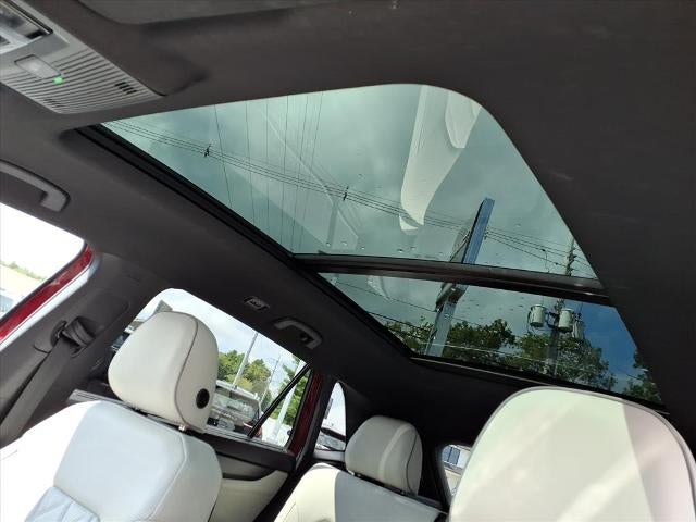 2024 Volkswagen Atlas Cross Sport AWD 2.0T SEL Premium R-Line with 4Motion AWD, Panoramic Sunroof, Navigation, Vienna Leather, and Harmon/Kardin Sound 20,063 Miles