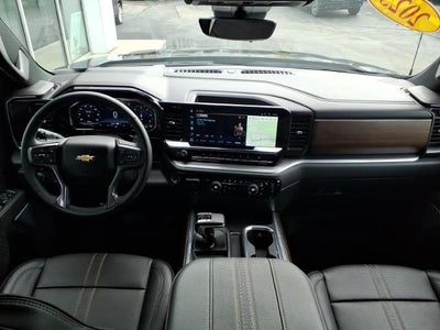2025 Chevrolet Silverado 1500 Crew Cab Short Box 4-Wheel Drive High Country