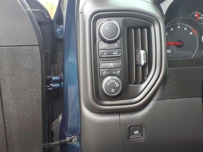 2021 Chevrolet Silverado 1500 4WD Custom Crew Cab Short Box 62,206 Miles
