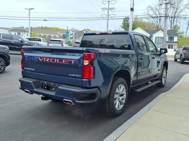 2021 Chevrolet Silverado 1500 4WD Custom Crew Cab Short Box 62,206 Miles