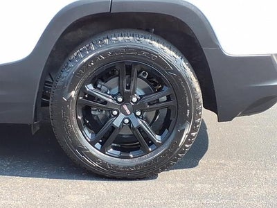 2022 GMC Terrain AWD AT4 with GMC Pro Safety Plus, Infotainment II, Skyscape Sunroof, Tech, Heated Front Seats 19,466 Miles
