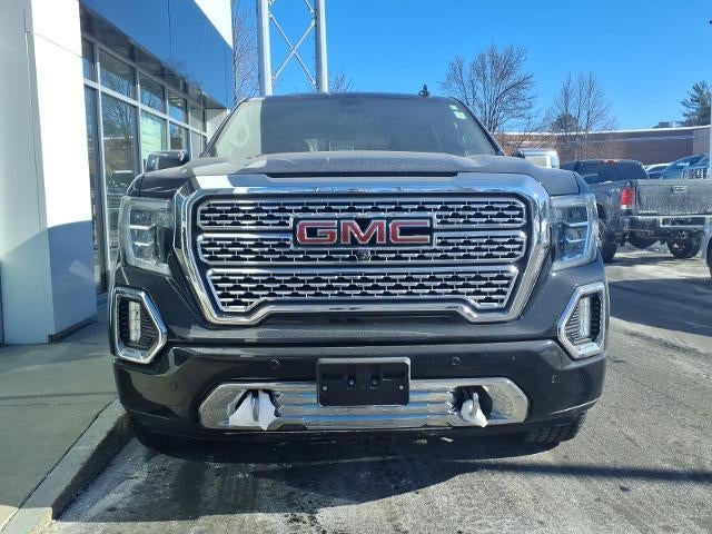 2020 GMC Sierra 1500 4WD Denali Crew Cab with MultiPro Tailgate, Technology, Driver Alert, Bose Premium, Chrome Assist Steps 52,970 Miles