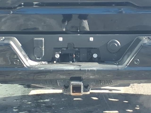 2020 GMC Sierra 1500 4WD Denali Crew Cab with MultiPro Tailgate, Technology, Driver Alert, Bose Premium, Chrome Assist Steps 52,970 Miles