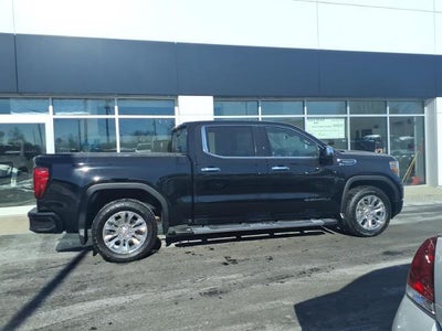 2020 GMC Sierra 1500 4WD Denali Crew Cab with MultiPro Tailgate, Technology, Driver Alert, Bose Premium, Chrome Assist Steps 52,970 Miles