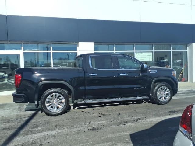 2020 GMC Sierra 1500 4WD Denali Crew Cab with MultiPro Tailgate, Technology, Driver Alert, Bose Premium, Chrome Assist Steps 52,970 Miles