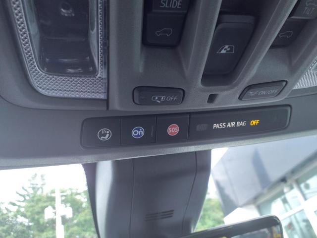 2020 GMC Sierra 1500 4WD Denali Crew Cab with Denali Ultimate, GMC Premium Infotainment with Navigation, Trailering, Bose Premium, Multipro Tailgate, and Multipro Power Steps 60,351 Miles