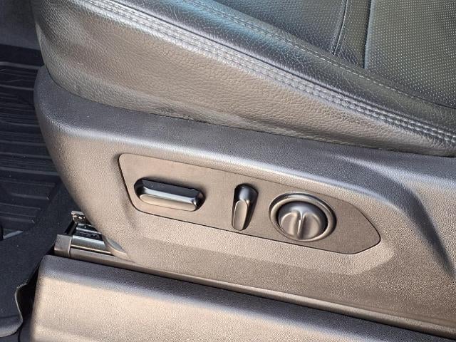 2020 GMC Sierra 1500 4WD Denali Duramax Crew Cab with Denali Ultimate, Trailering, Bose Premium Sound, Driver Alert I, and Power Sunroof 61,873 Miles