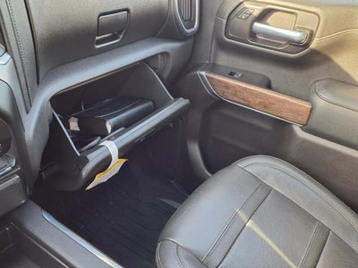 2020 GMC Sierra 1500 4WD Denali Duramax Crew Cab with Denali Ultimate, Trailering, Bose Premium Sound, Driver Alert I, and Power Sunroof 61,873 Miles