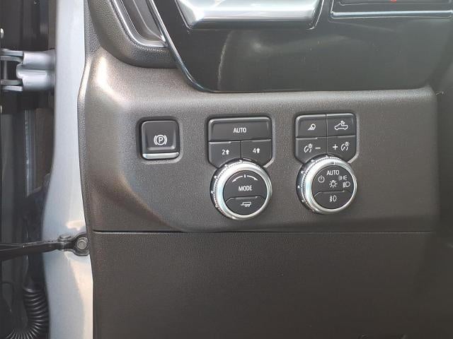 2025 GMC Sierra 1500 4WD SLT Crew Cab with MultiPro Tailgate, Heated 10-Way Power Front Seats, Trailering, and GMC Pro Safety