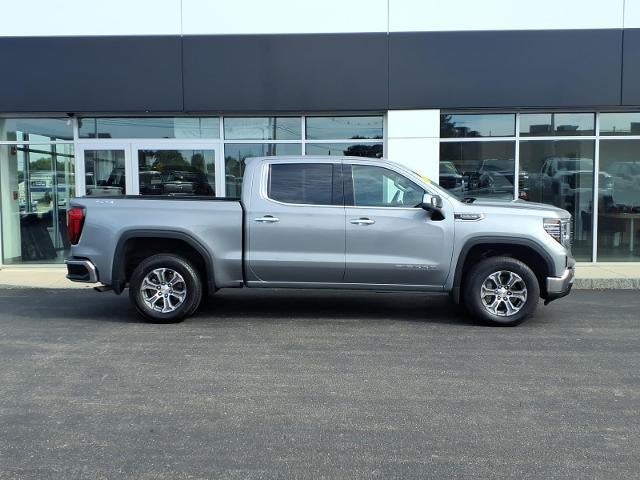2025 GMC Sierra 1500 4WD SLT Crew Cab with MultiPro Tailgate, Heated 10-Way Power Front Seats, Trailering, and GMC Pro Safety