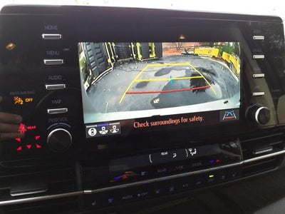 2023 Toyota Sienna AWD Hybrid Platinum 30,125 Miles