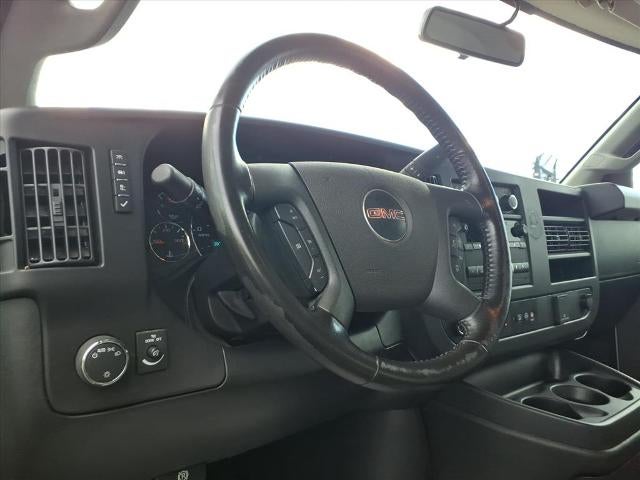 2023 GMC Savana Cutaway 3500 RWD Convenience and Power Convenience 30,303 Miles