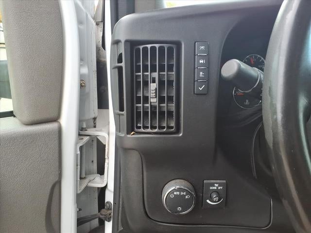 2023 GMC Savana Cutaway 3500 RWD Convenience and Power Convenience 30,303 Miles