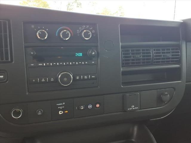 2023 GMC Savana Cutaway 3500 RWD Convenience and Power Convenience 30,303 Miles