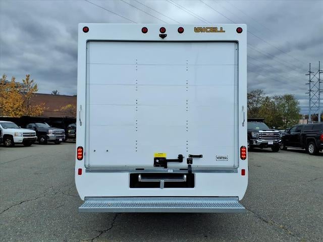 2025 GMC Savana Cutaway 3500 RWD 3500 with Unicell Fiberglas Body, Dual Rear Wheels, Power Convenience, Convenience, Theft Deterrent, Chrome Appearance, 120-Volt Power Outlet, and Rear Vision Camera