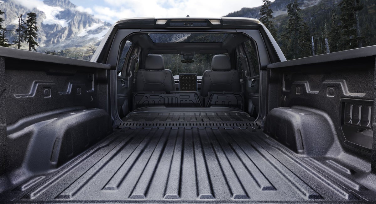 Tuck's Trucks GMC in Hudson MA