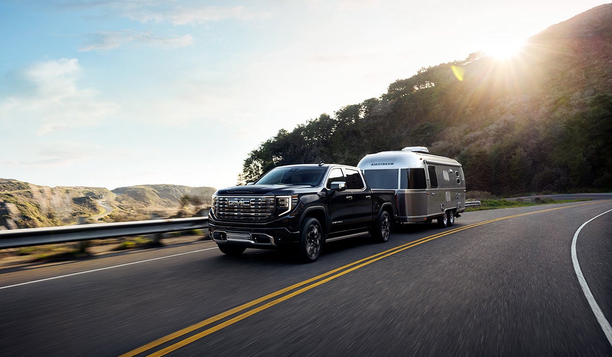 Tuck's Trucks GMC in Hudson MA